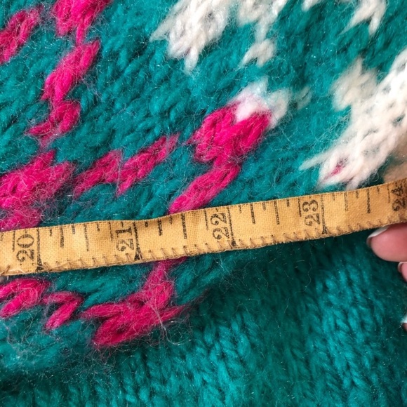 Hand Knit Fair Isle Sweater XL - Picture 6 of 6